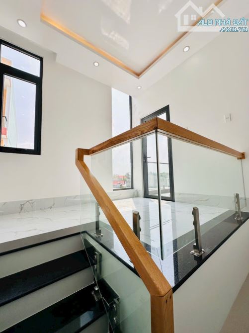 Nhà 1 Trệt 2 Lầu Mặt Tiền Hẻm 235 ĐỒNG VĂN CỐNG vừa ở vừa Kinh Doanh - 7