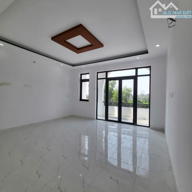 Biệt thự mini 200m2 full thổ cư đường Liên Xã cách KCN Cầu Tràm 1km - 7