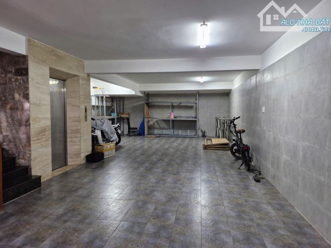 Cần Bán Biệt Thự P.7 Tân Bình Ngang 8mx27m, 1 Hầm, 5Tầng, Full Nội Thất GIÁ CHỈ 37TỶ - 7