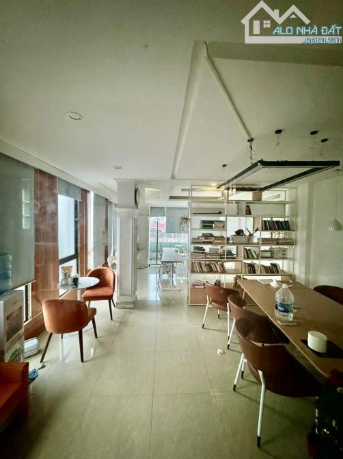 NHÀ MẶT PHỐ NGUYỄN XIỂN 60m2 - 6T THANG MÁY - 29 TỶ - LÔ GÓC - HAI MẶT TIỀN  - VỈA HÈ  KD - 7