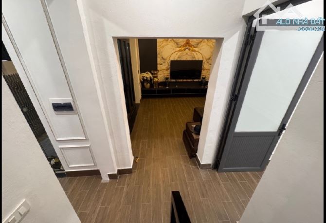 10.6 Tỷ/83/113 M2 .nhà 3 tầng/9.7 Mt. Chu Huy Mẫn - 7