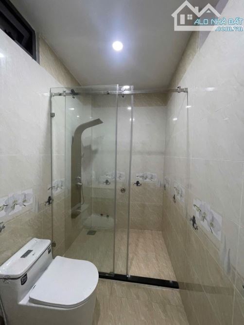 cần bán, nguyễn văn quá, PLÔ, HẺM ÔTÔ 6M2, dt 77M2 × 4T, đông hưng thuận quận 12, giá rẻ - 7
