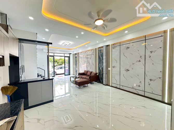 CHỦ GỬI BÁN NHÀ 1 TRỆT 1 LẦU HOÀN CÔNG TĐC PHƯỜNG BỬU HOÀ - BIÊN HOÀ, SỔ RIÊNG, TẶNG NỘI T - 7