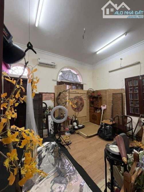 Cần bán siêu phẩm phân lô Hoàng Quốc Việt 64m2, 4t, mt rộng, ô tô vào nhà - 7