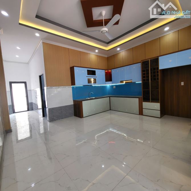 Biệt thự mini 200m2 full thổ cư đường Liên Xã cách KCN Cầu Tràm 1km - 8