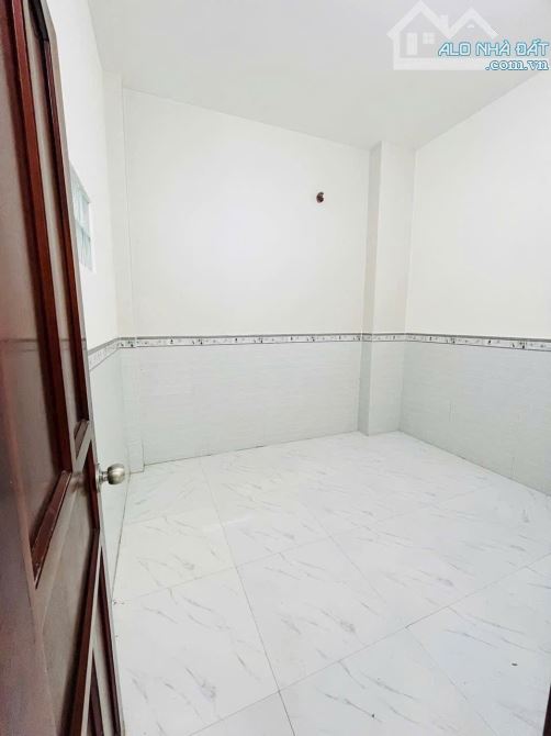 Nhà Mới 1 Lầu Tân Kim 4 x 19m , 3 Phòng Ngủ Đường Xe Hơi. Sổ Hồng Riêng Giá Rẻ - 8