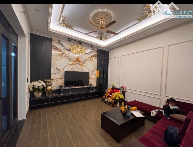 10.6 Tỷ/83/113 M2 .nhà 3 tầng/9.7 Mt. Chu Huy Mẫn - 8