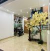 Nhà đẹp ở luôn Hoàng Quốc Việt Cầu Giấy. Sổ A4 68m, 6 tầng 6 ngủ MT6m Giá 22 tỷ Ngỗ ô tô
