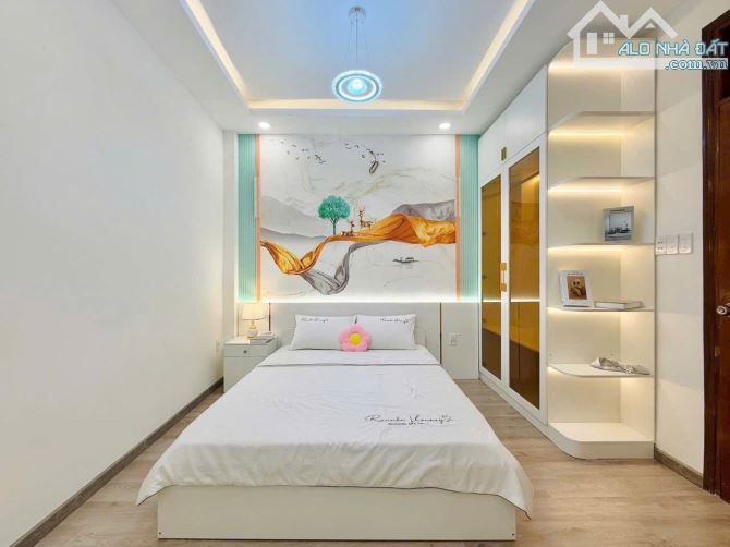 NHÀ HXH đường CẦU DIỄN - TỪ LIÊM ,Ô TÔ,DT38m2X5mt- sổ vuông đẹp. CHỈ 6 tỷ hơn - 3