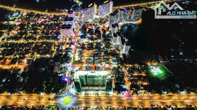 🔴(VIP) Bán Đất Mặt Tiền Nguyễn Hữu Cảnh (18 Tầng) KĐT Chí Linh