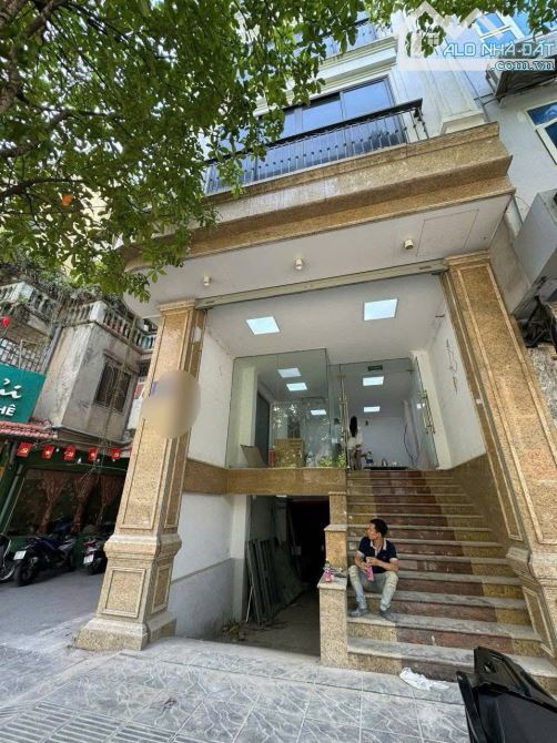 Cho thuê nhà Mặt Phố Vũ Trọng Phụng 7 tầng + 1 hầm 80m2, giá thuê  linh hoạt