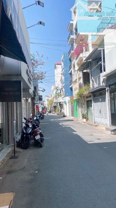 HXT SÁT ĐẶNG VĂN NGỮ KHU SẦM UẤT 4 TẦNG BTCT 9.7TỶ 49M2