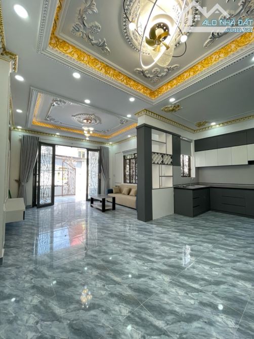 BÁN NHÀ 2 TẦNG - DT 90M² - CHỈ HƠN 4 TỶ - SỔ HỒNG RIÊNG