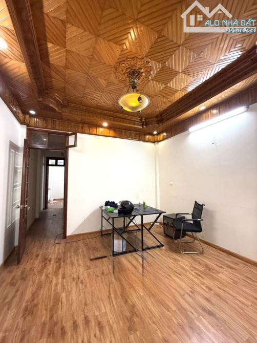 Nguyễn Quý Đức – Nhà Đẹp Gần Phố – Kinh Doanh – Ô Tô Tránh – 23 Tỷ 4
