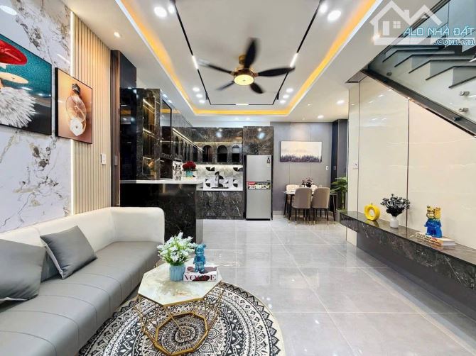 🏡 HẺM XE HƠI Lê Văn Sỹ 80m² 5 Tầng 11.2 Tỷ Nở hậu 8.2m 🏡