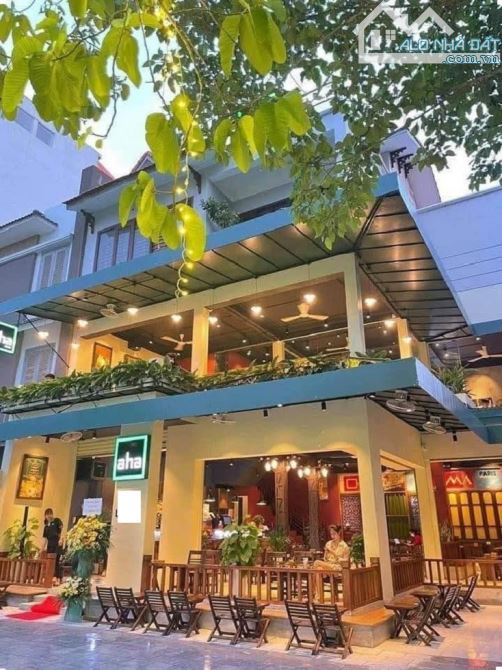 Cho thuê MBKD Trần Hưng Đạo Hoàn Kiếm 220m2x 2T, MT10m, Kinh Doanh Mọi Mô Hình Giá 130tr