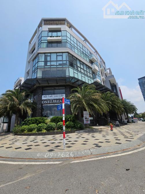 Ngộp bank bán gấp mặt tiền Lê Quý Đôn - Ngô Thời Nhiệm, P6, Quận 3, XPXD: 2 hầm 8 tầng, 10