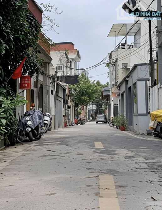 Bán Đất Vàng Thúy Lĩnh  MT Hoa Hậu  Ô Tô Tránh Đỗ  Tặng GPXD 105M  Giá 11.6 Tỷ