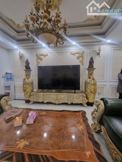 ẢNH THẬT 100% ĐẲNG CẤP GIA  HOÀNG MAI 68M 6T THANG MÁY MT 4.55 12TY 3 Ở SƯỚNG.