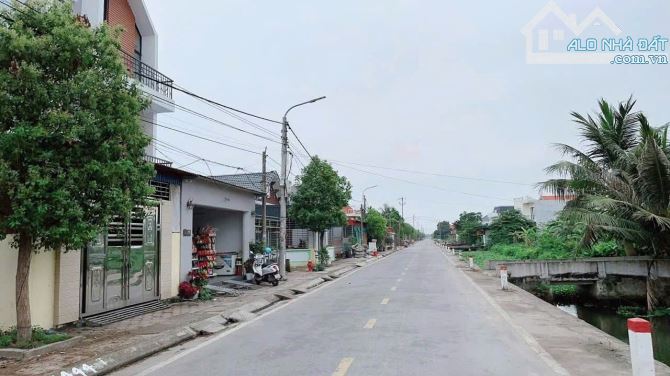 Bên e cần bán lô đất 113m2   ở   Trung Nghĩa, Hợp Đức, Đồ Sơn,Hải Phòng
