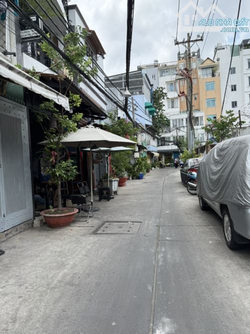 Bán nhà Quận 1, Nguyễn Trãi, ngay kế bên nhà khách bộ CA, hẻm 7m, ngang 4m, chỉ 8 tỷ