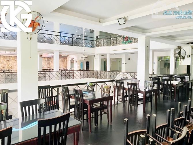 Cho Thuê Nhà: 236 Pasteur, Phường Võ Thị Sáu, Quận 3, TPHCM