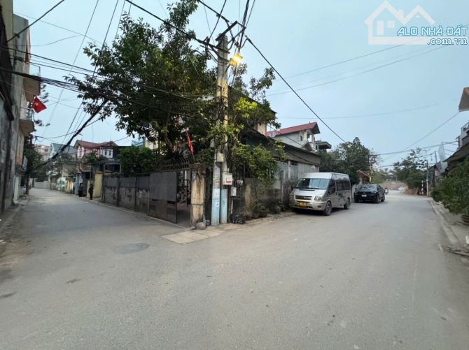 Bán lô góc 65m2 Trâu Quỳ trục đường kinh doanh 6m, MT 4,5m, vuông vắn,2 mặt đường,giá tốt - 1