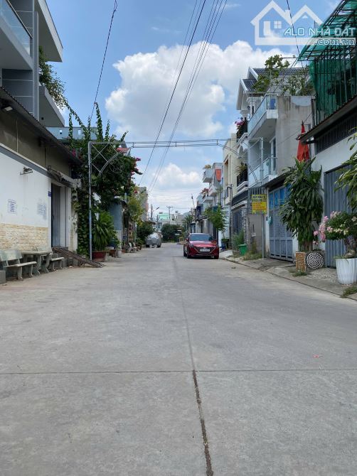 Lô đất đường 102 tăng nhơn phú A, Diện tích 83m đường thông