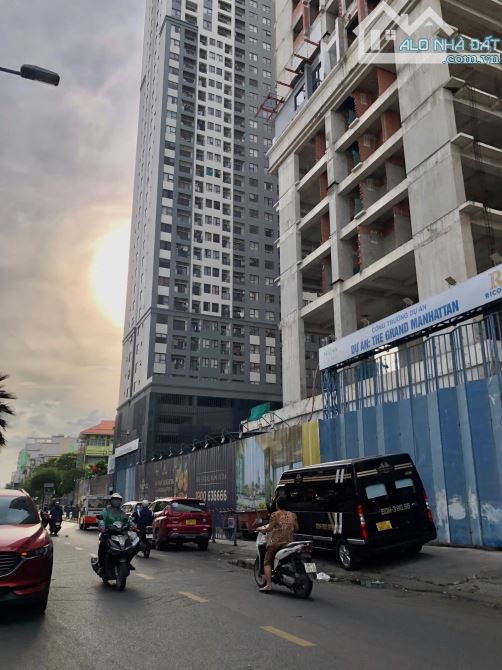Bán Siêu phẩm đường Cô Giang Q1 Dt 4,1 x 19m 2 Tầng giá 18 Tỷ gần Chợ Bến Thành