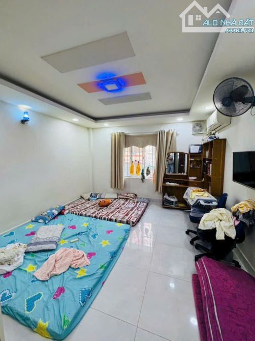NGAI VÀNG ! NHÀ BÁN 2 MẶT TIỀN ĐƯỜNG SỐ 4 VÀ SỐ 6 P11 Q6 (4X18) LỬNG 4 TẦNG. CHỈ 13,8 TỶ