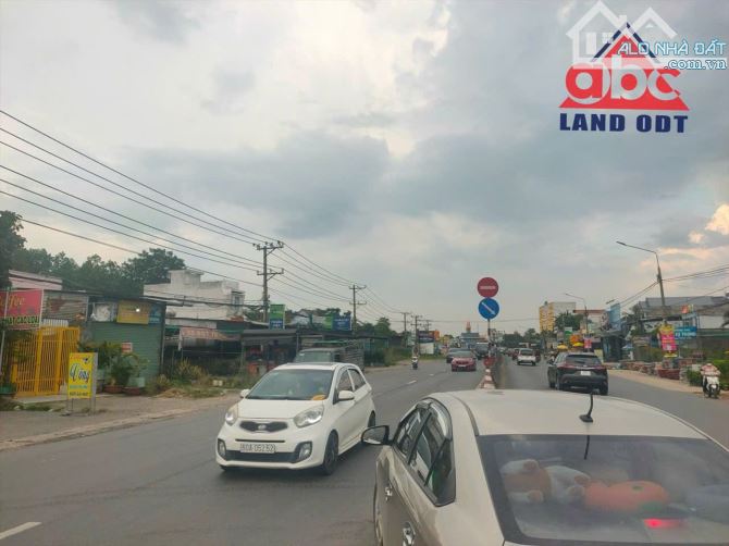 Bán nhà mái thái+đất_10.000m2_SHR-QH thổ cư tại Bình Minh Trảng Bom 18 tỉ .