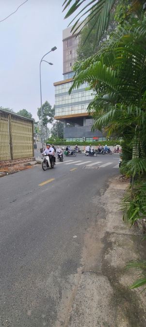 Mặt tiền Lê Lai P.3 GV, 3 tầng 58m2 ngang 5m, hoàn công đủ
