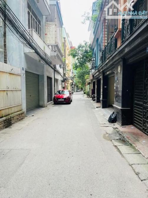 Lạc Long Quân, DT 54M2x7T, MT 5M, giá 21.5 tỷ  PHÂN LÔ Ô TÔ TRÁNH - KINH DOANH VĂN PHÒNG