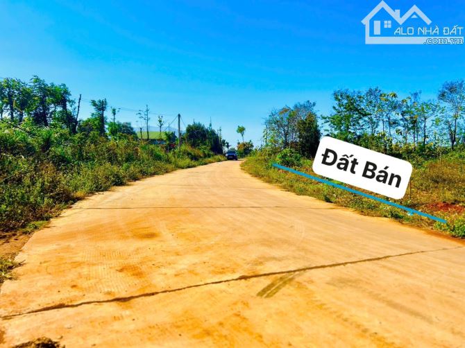 👊 Bán 420m2 đất ở mặt đường bê tông giá 368tr