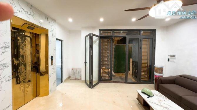 HIẾM BÁN NHÀ VŨ TRỌNG PHỤNG - THANH XUÂN - 6 TẦNG - THANG MÁY - MỚI TINH - 10 TỶ