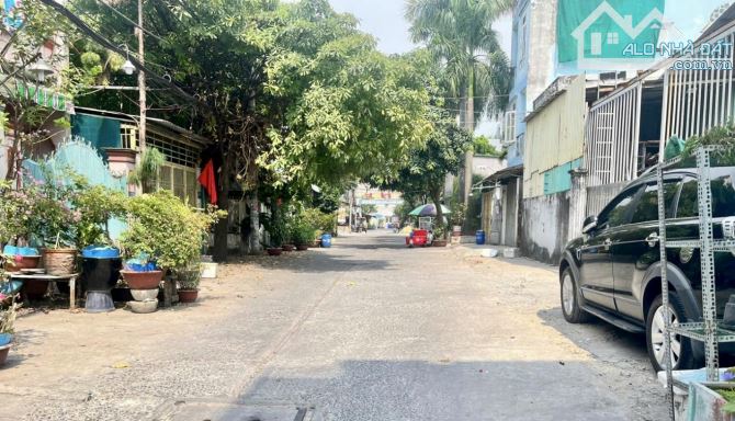 HIẾM KHÔNG CÓ CĂN THỨ 2-VUÔNG A4, 50M2 HẺM Ô TÔ LÊ VĂN QUỚI-4 TẦNG-5PN-CHỈ NHỈNH 3 TỶ.