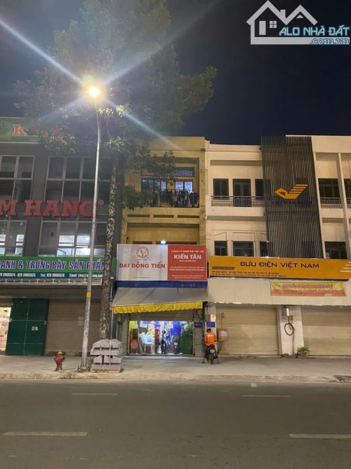 BÁN NHÀ MẶT TIỀN ĐƯỜNG THÁP MƯỜI – ĐỐI DIỆN CHỢ BÌNH TÂY, QUẬN 6 – THU NHẬP ỔN ĐỊNH 65TR/T