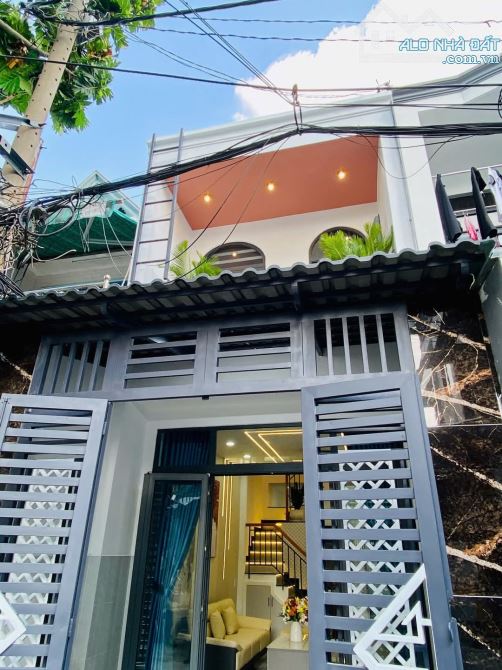 5.1 tỷ bán nhà mới tinh full nội thất đối diện kdc cityland