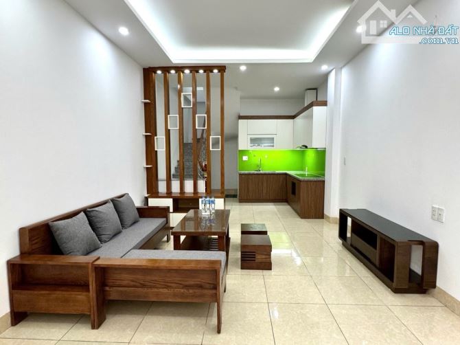 Chủ gửi Bán GẤP! Nhà 4 tầng Phúc Lợi, full nội thất, gần ô tô, 35m, MT 3.8m, giá 5.x tỷ