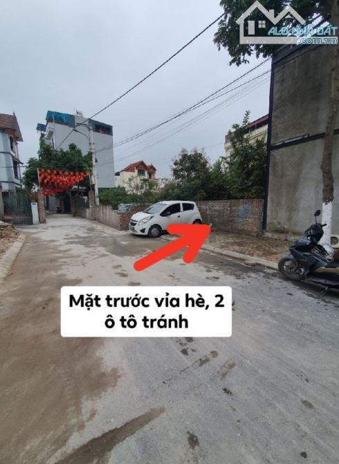 8.3 tỷ/ 68 M2/5 M Tiền/ Đông Dư. BÁT khối/ Ô tô Chánh