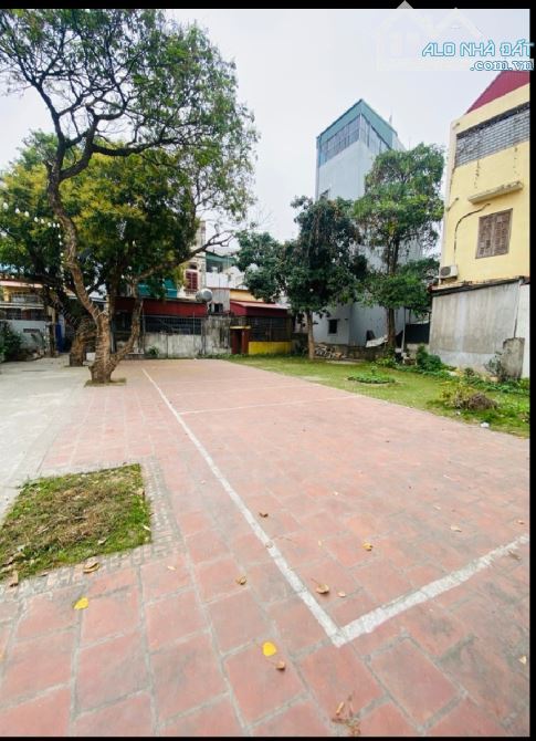 12.9 Tỷ/57 M2/4 Mt/6 tầng thang máy/ Kim Quan / Việt hưng. View Thoáng