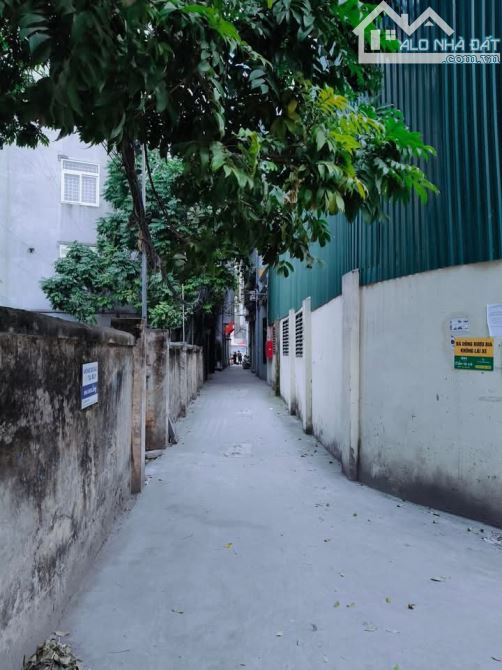Bác Nam bán nhà Ngõ 82 Nghĩa Tân, 35m2, 3T, MT: 4m ,11.5 tỷ