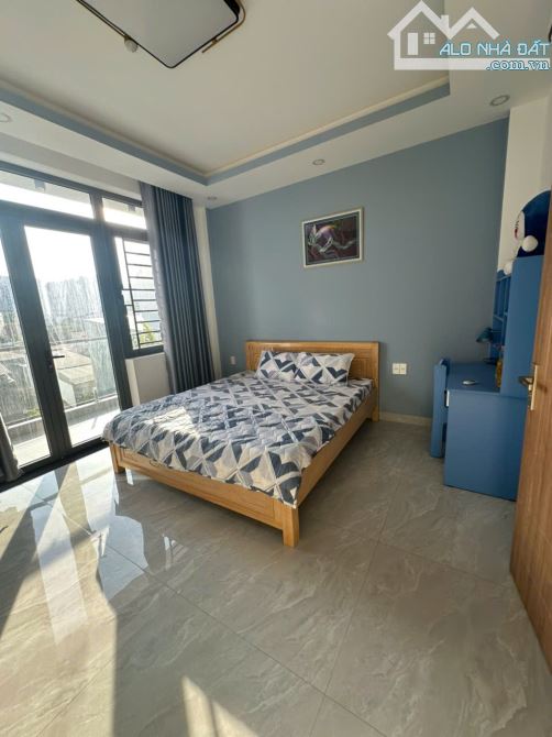 Bán nhà hẻm Ô tô đường Nguyễn Thị Định Quận 2 cũ gần chợ Cây Xoài (72.7m2) 9.6 tỷ - 10