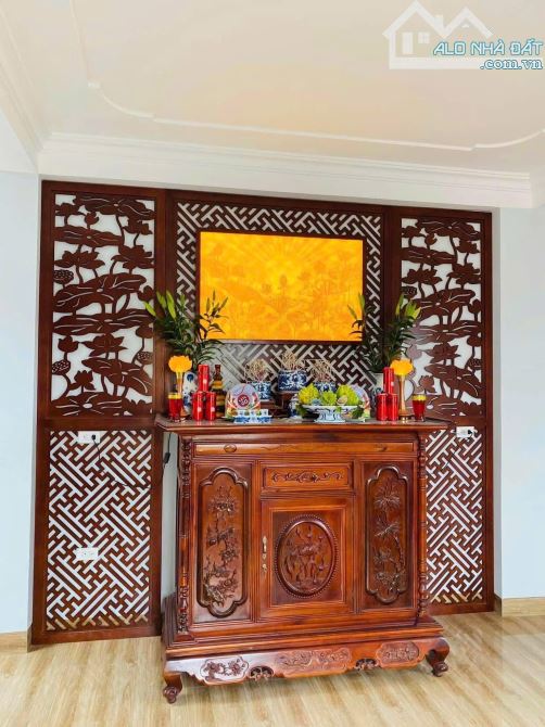 Bán nhà Trần Khát Chân 39m2, 5T đẹp mới, 3 thoáng, cách phố 10m, kinh doanh, ngõ đẹp.