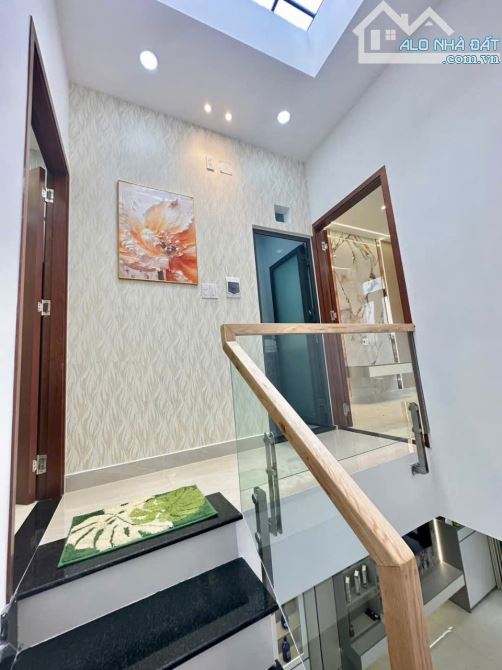 Bán nhà đẹp lung linh hẻm 3m đường Quang Trung, P.10, 4,2 x 10, 2 tầng giá 4.63 tỷ tl - 1