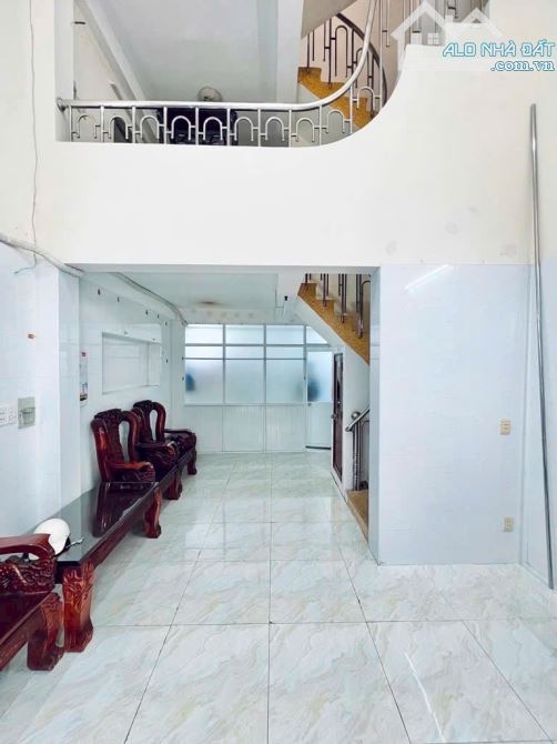 RẺ NHẤT TÂN BÌNH.LẠC LONG QUÂN. 48M2.5 TẦNG 7 PHÒNG NGỦ.4WC.HẺM XE HƠI 🚗 - 1