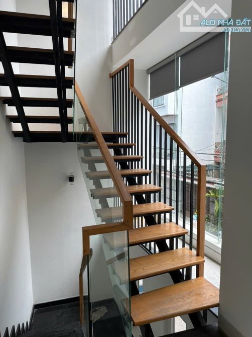🎉🎉Nhà 3 tầng Nguyễn Hoàng căn góc 2 mặt tiền đang kinh doanh - 1