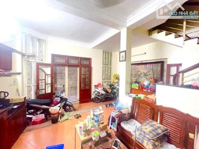 35m2 dân xây 5 tầng ngõ 61 phan kế bính thông 12 đào tấn 8.5 tỷ có thương lượng - 1