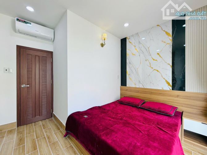 GIẢM SÂU - NHÀ ĐẸP, gần Lê Đức Thọ - Thống Nhất, ngang 9m*12(3tầng), HXH đổ cửa - dân trí - 1