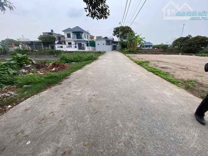 1000m2 đất đường ô tô 30 chỗ vào tận nơi, gần KCN Gia Lễ Đông Hưng TB - 1